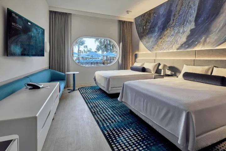 Universal Terra Luna Resort – Guest Room