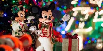 Machen Sie sich bereit für Minnie's Weihnachtsfeuerwerk im Walt Disney World Resort Machen Sie sich bereit für Minnie's Weihnachtsfeuerwerk im Walt Disney World Resort