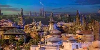 Disney’s Star Wars Expansion Land eröffnet nächsten Sommer in Kalifornien