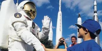 7 Dinge, die Sie im Kennedy Space Center nicht verpassen sollten 7 Dinge, die Sie im Kennedy Space Center nicht verpassen sollten
