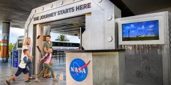 Kennedy Space Center Eingangstor zu Kennedy Space Center