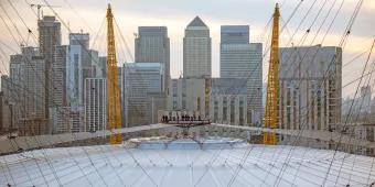 Sunset_over_the_O2