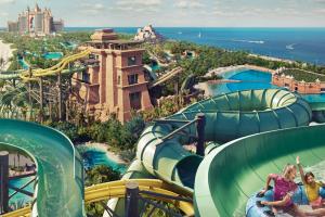 A Guide to Aquaventure: Dubai's Biggest Waterpark 