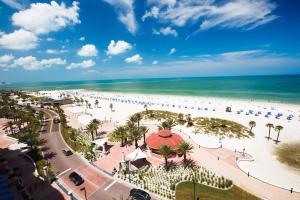 8 Reasons To Say “YES!” to Clearwater Beach
