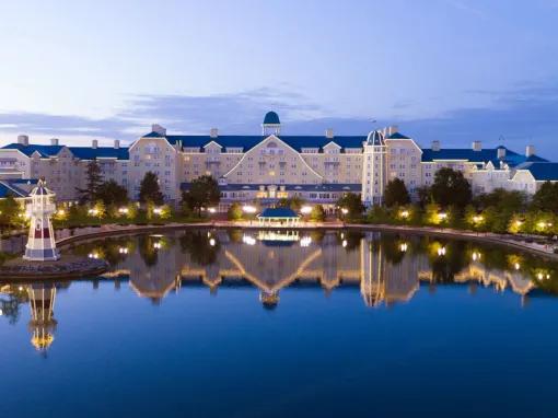 Disney's Newport Bay Club® Disney's Newport Bay Club® - Disneyland Paris Hotels