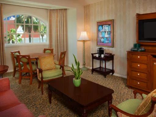 Main Bldg - 1 Bedroom Suite - Club Level