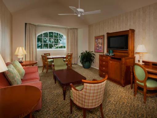 Main Bldg - 1 Bedroom Suite - Club Level