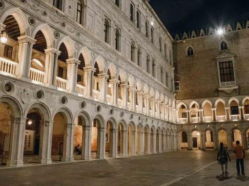Exclusive Alone In St. Mark's And Doge's Palace Tour