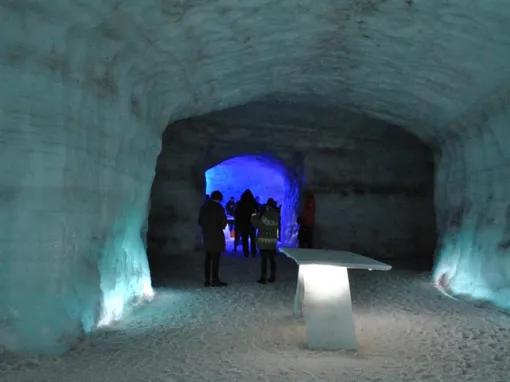 Borgarfjordur & Ice Cave by SuperJeep