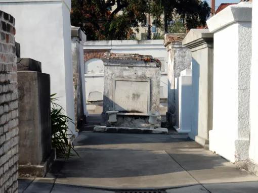 New Orleans Cemetery and Voodoo Walking Tour