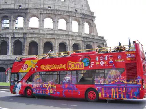 Rome Hop-on/Hop-off Double Decker Bus Tour plus Skip-the-Line Colosseum Entry