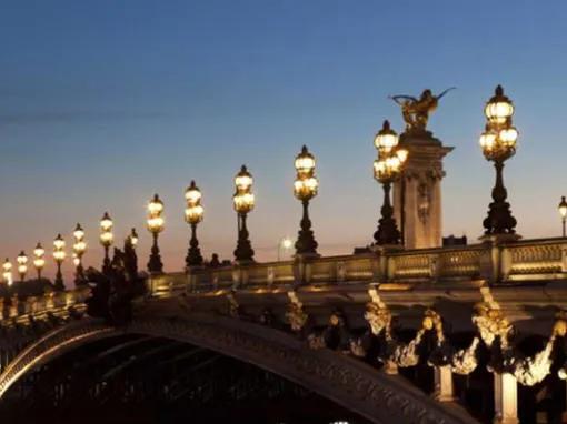 Eiffel Tower Dinner and Seine River Cruise