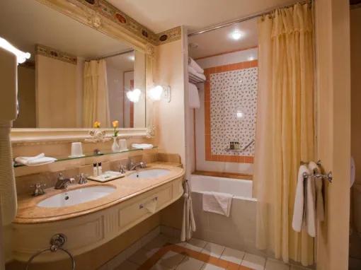 Superior Family Room with Terrace