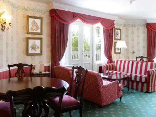 Walt's Appartment Suite