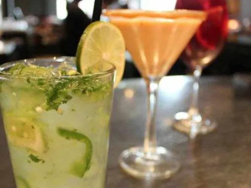 Dollar Off Drinks Card