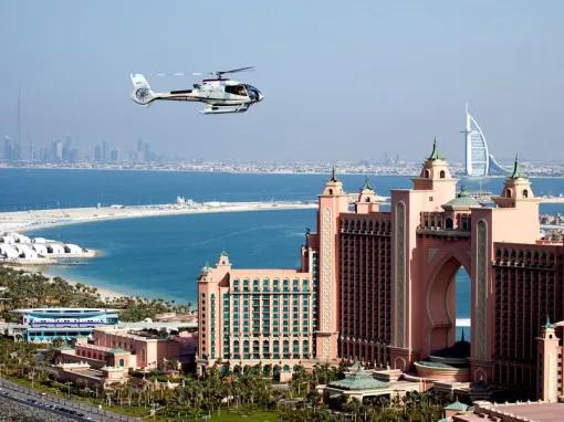 Dubai Helicopter 25-Minute Private Sightseeing Flight (Up to 6 people)