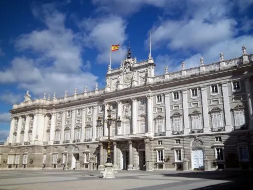 Hapsburgs Tour and the Royal Palace