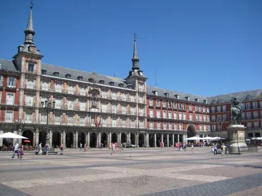 Hapsburgs Tour and the Royal Palace