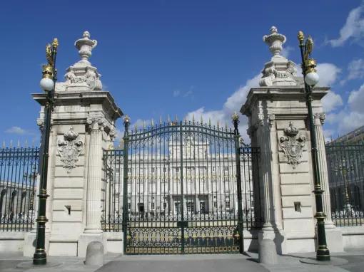 Hapsburgs Tour and the Royal Palace