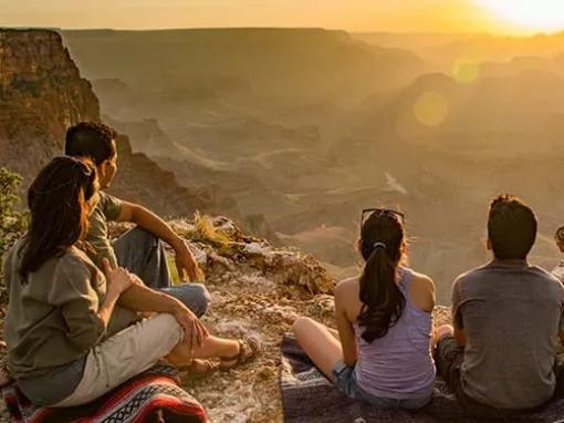 The Hermit's Rest Sunset Tour of the Grand Canyon