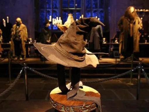 Warner Bros. Studio Tour + 4-hour Hop-On Hop-Off London Bus Tour