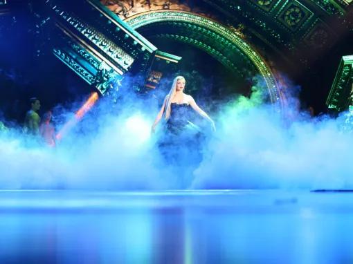 Lido de Paris Dinner and Show Tickets