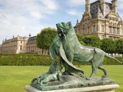 Louvre Museum Guided Tour with Skip the Line Access