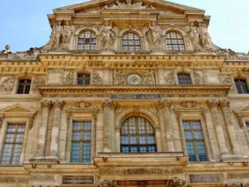 Louvre Museum Guided Tour with Skip the Line Access