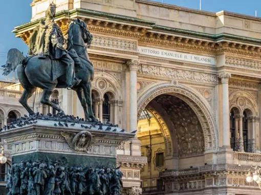 Milan Hop-on/Hop-off Double Decker Bus Tour