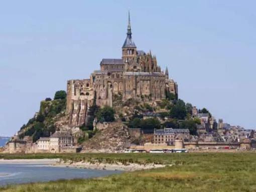 Guided Tour to Mont Saint Michel from Paris