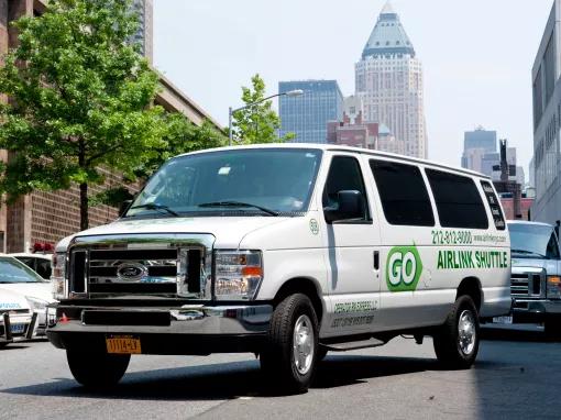 La Guardia Airport to Manhattan Hotel Shared Van Arrival Transfer