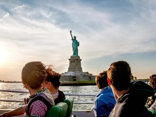 New York Speedboat Cruise - The Beast