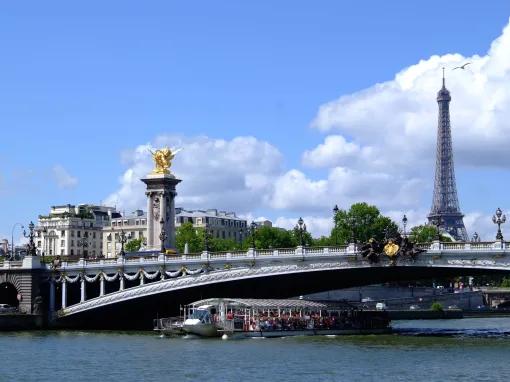 Paris Sightseeing Cruise