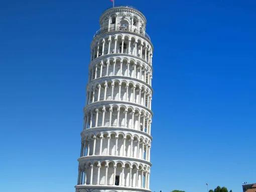 Florence to Pisa Day trip with Winery Lunch and Lucca Tour 