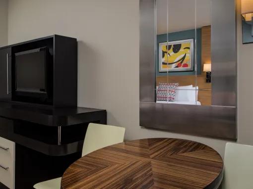 Deluxe Studio - Theme Park View