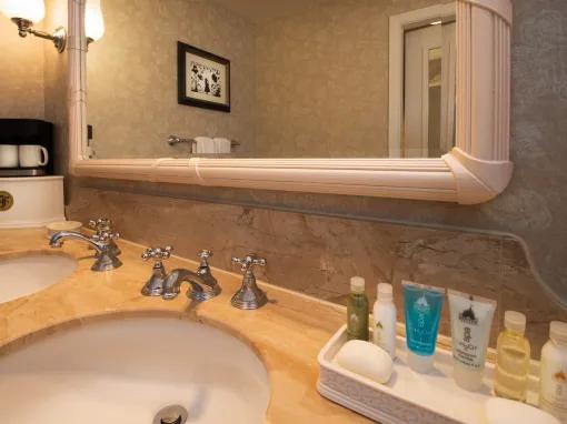 Outer Bldg - Standard Room - Club Level