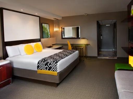 Standard Room - Atrium Club Level