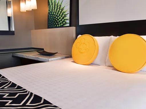 Theme Park View - Atrium Club Level