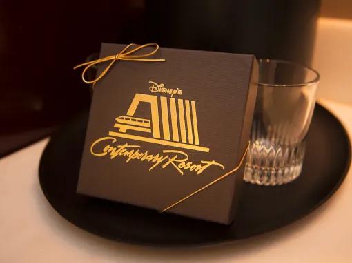 Theme Park View - Atrium Club Level