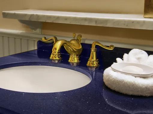 Royal Guest Room - Water View