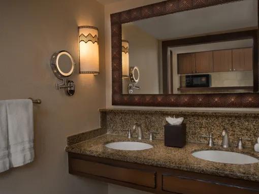 Deluxe Studio - Savanna View