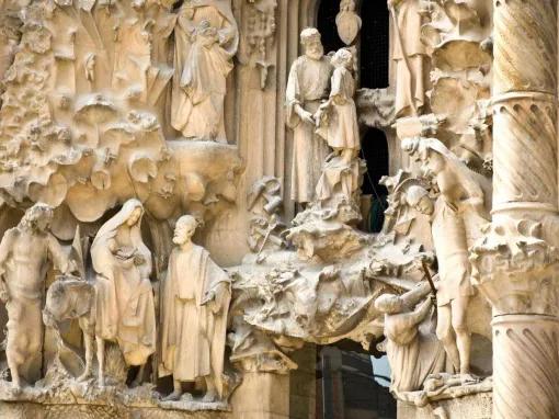 Sagrada Familia and Gaudi Tour