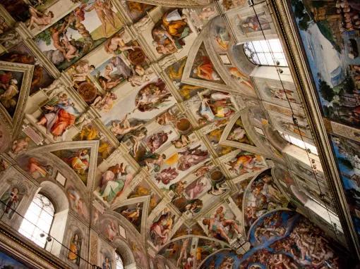 Rome Hop-on/Hop-off Bus Tour Plus SKIP THE LINE Colosseum, Vatican Museums and Sistine Chapel Entry