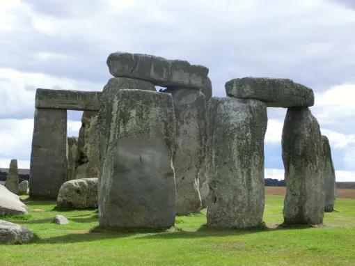 Simply Stonehenge Tour from London