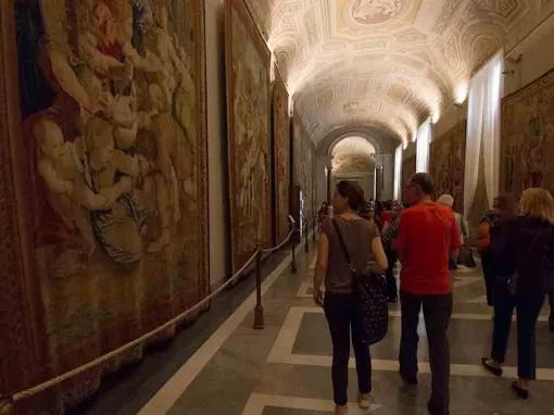 Vatican Museums Night Tour with Sistine Chapel