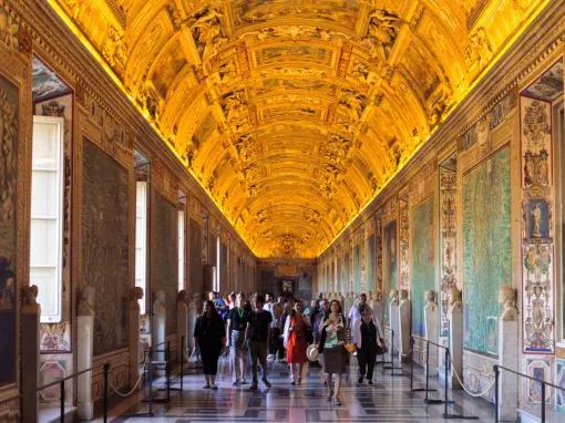 Vatican Museums Night Tour with Sistine Chapel