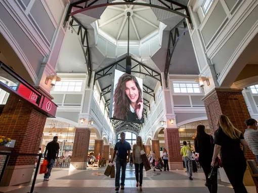 Woodbury Common Premium Outlets Shopping Tour