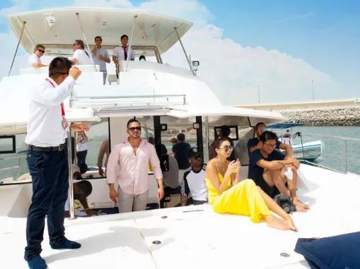 Dubai Marina Luxury Yacht Share Cruise