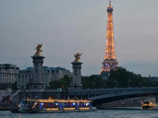 Paris Sightseeing Cruise