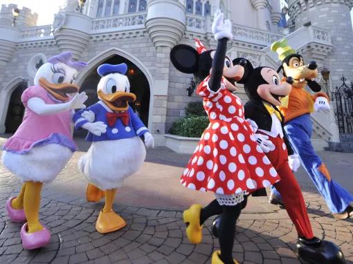 Mickey, Minnie, Goofy, Donald and Daisy in front of Cinderella Castle in Magic Kingdom